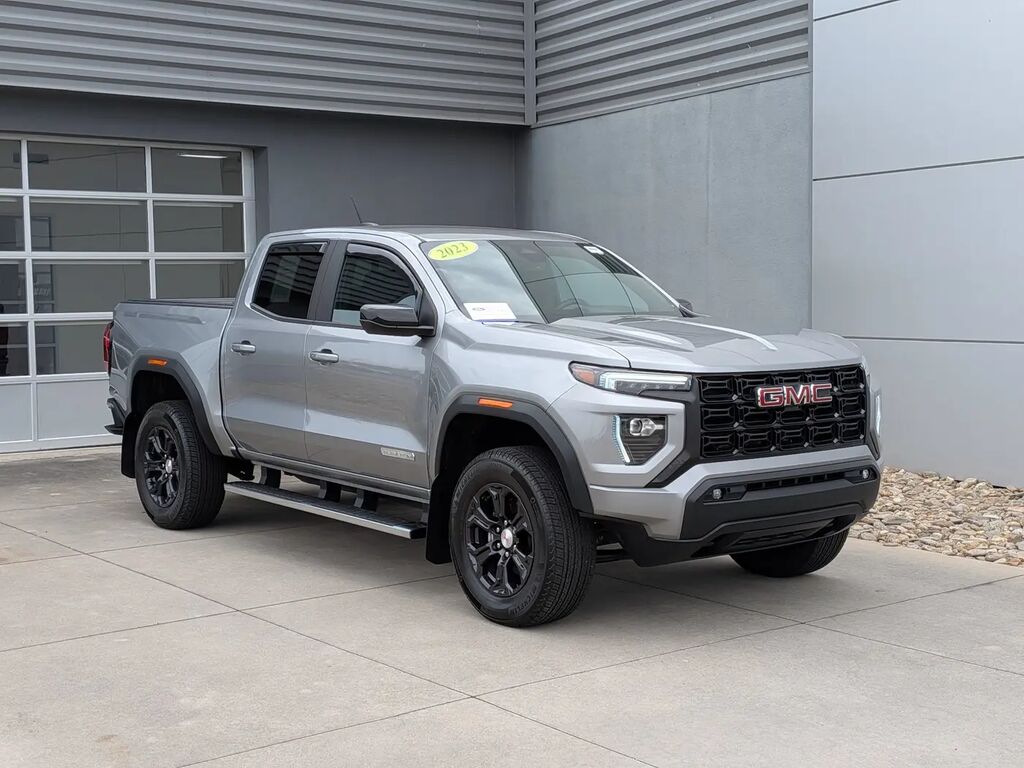 2023 GMC Canyon Elevation — photo 1 of 13