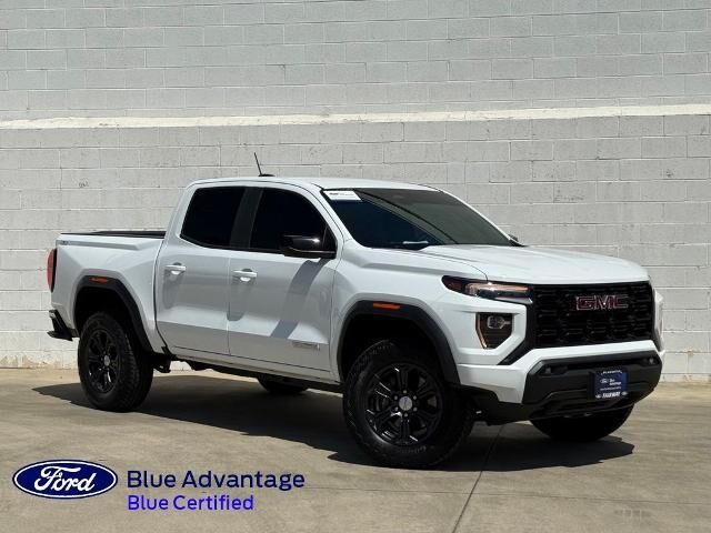 2024 GMC Canyon Elevation — photo 1 of 13