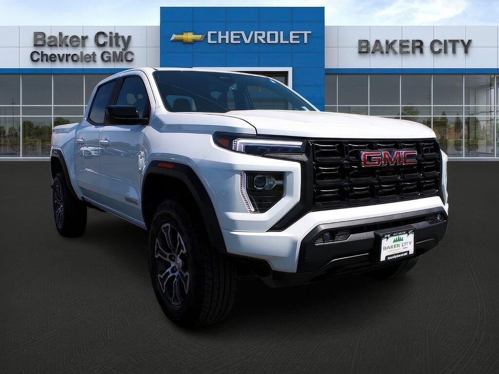 2024 GMC Canyon Elevation — photo 1 of 26