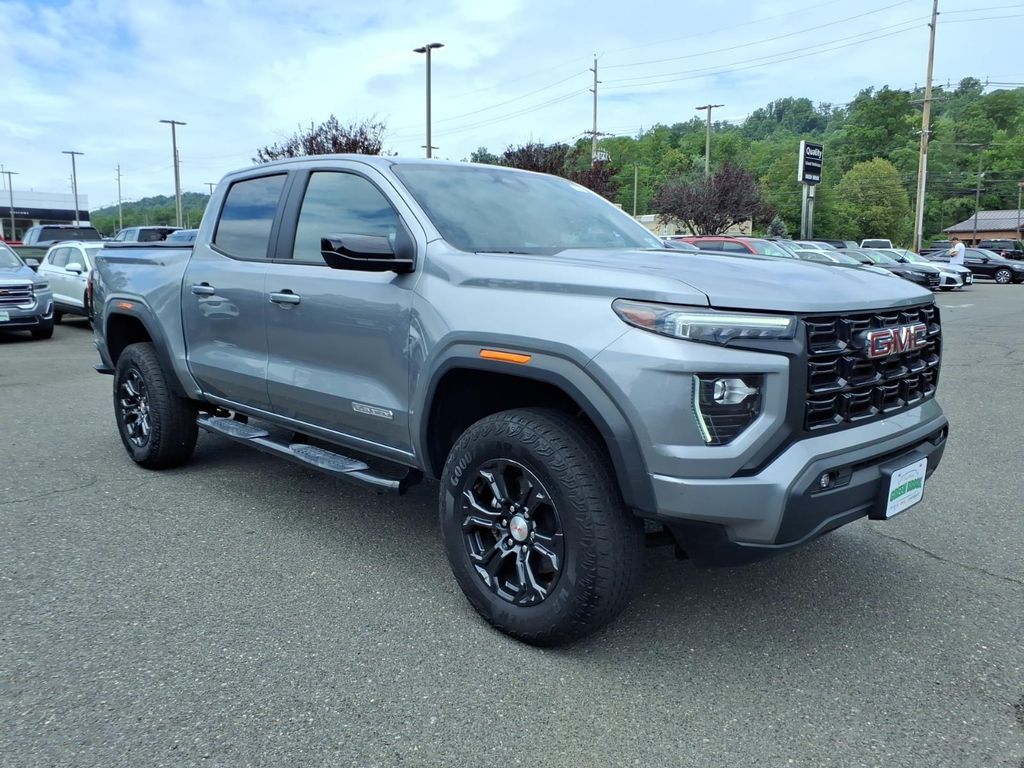 2023 GMC Canyon Elevation — photo 1 of 13