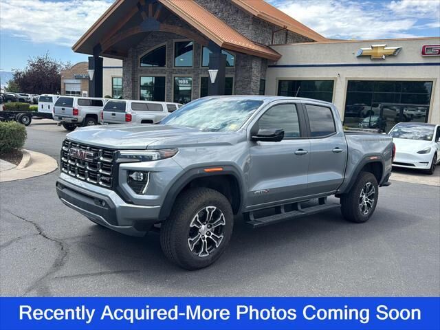 2024 GMC Canyon AT4