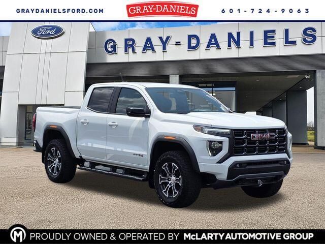 2024 GMC Canyon AT4