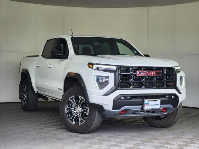 2024 GMC Canyon AT4