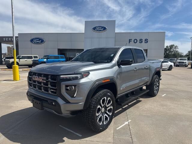 2024 GMC Canyon AT4