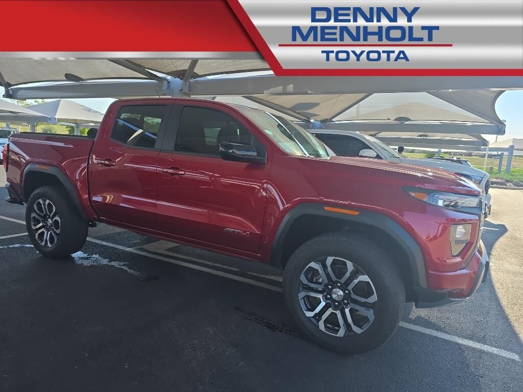 2024 GMC Canyon AT4 — photo 1 of 13