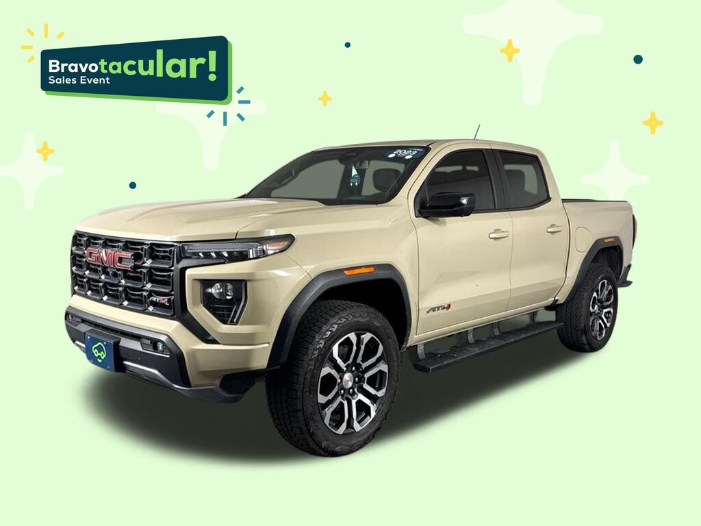 2023 GMC Canyon AT4 — photo 1 of 7