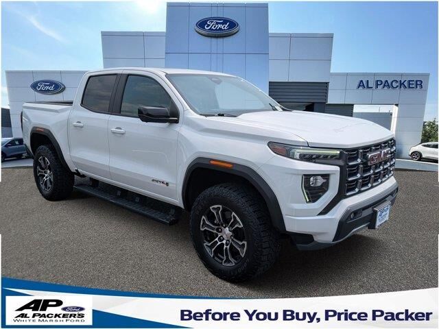 2023 GMC Canyon AT4 — photo 1 of 13