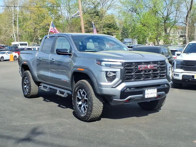 2024 GMC Canyon AT4X