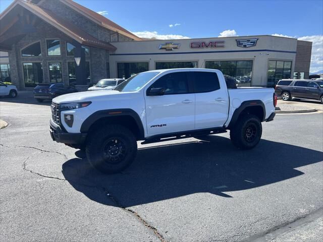 2024 GMC Canyon AT4X