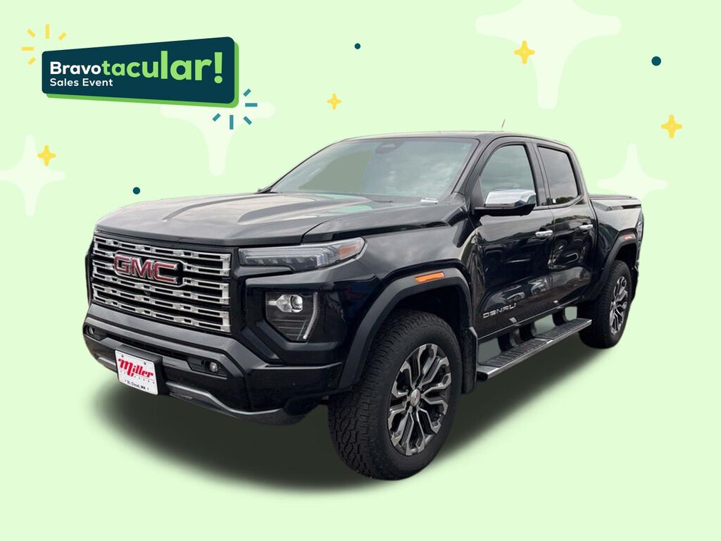2023 GMC Canyon 4WD Denali — photo 1 of 7
