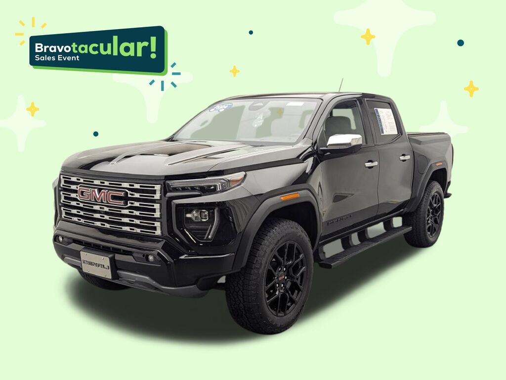 2024 GMC Canyon Denali — photo 1 of 7