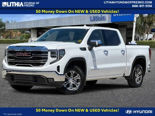 2025 GMC Sierra 1500 SLT