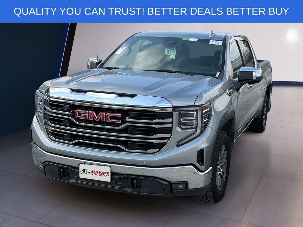 2025 GMC Sierra 1500 SLT — photo 1 of 13