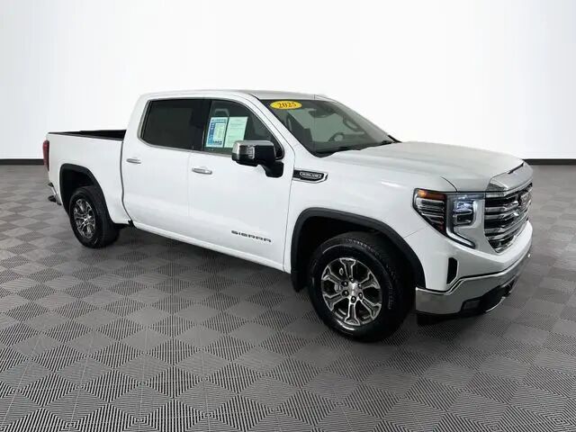 2025 GMC Sierra 1500 SLT — photo 1 of 13