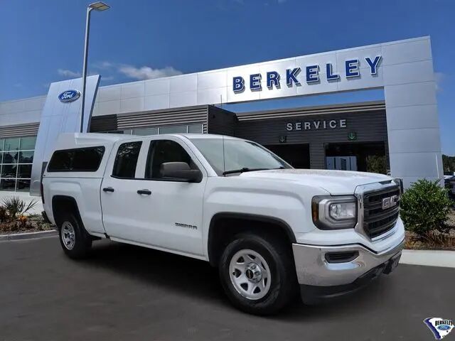 2018 GMC Sierra 1500 Base — photo 1 of 13