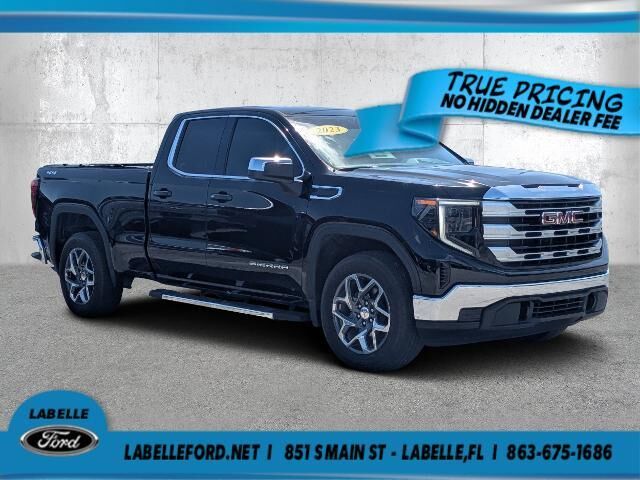 2023 GMC Sierra 1500 SLE — photo 1 of 13