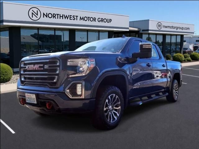 2020 GMC Sierra 1500 AT4 — photo 1 of 3