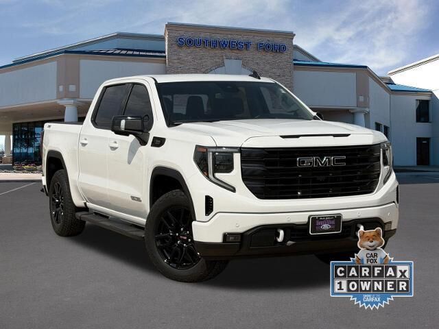 2025 GMC Sierra 1500 Elevation — photo 1 of 13