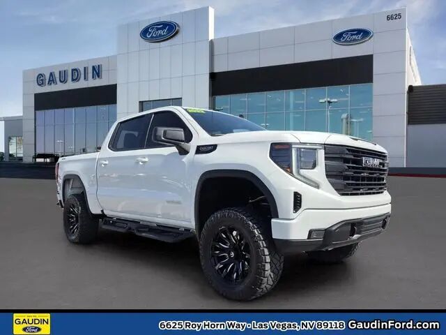 2022 GMC Sierra 1500 Elevation