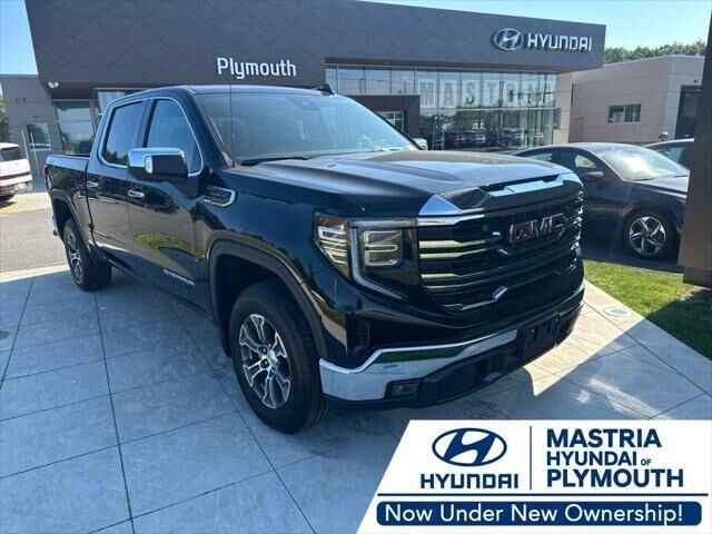 2025 GMC Sierra 1500 SLT