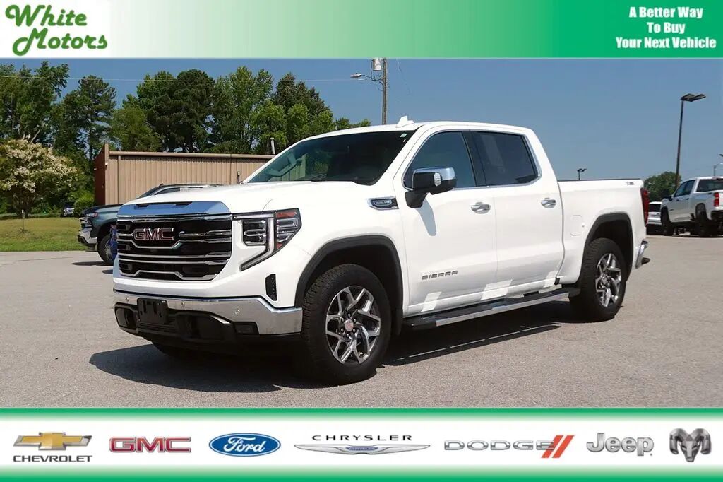2025 GMC Sierra 1500 SLT — photo 1 of 13