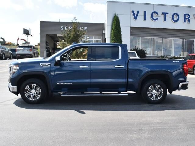2023 GMC Sierra 1500 SLT — photo 1 of 12