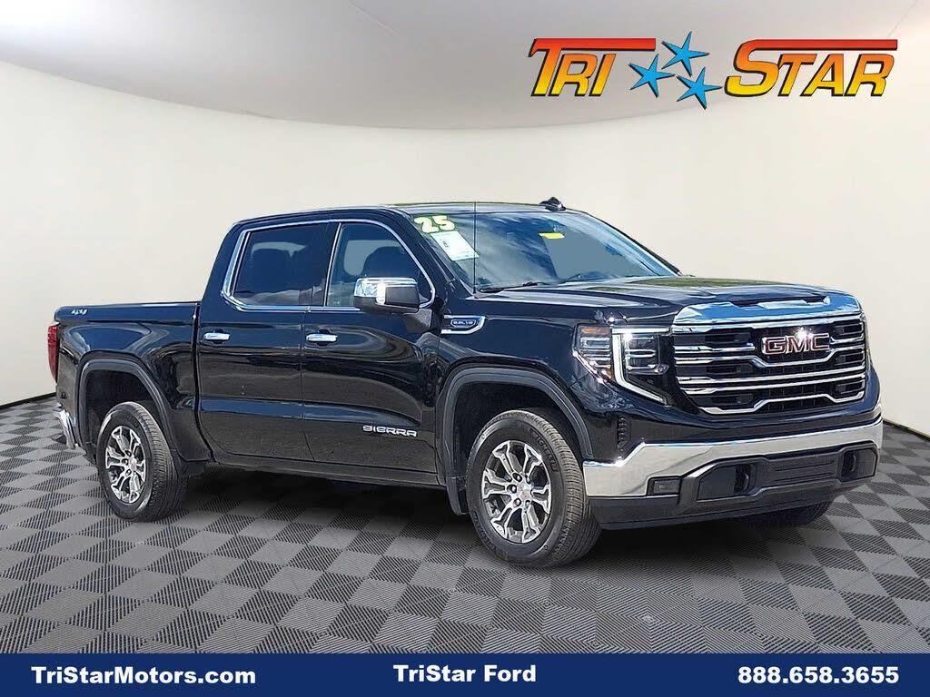 2025 GMC Sierra 1500 SLT — photo 1 of 1
