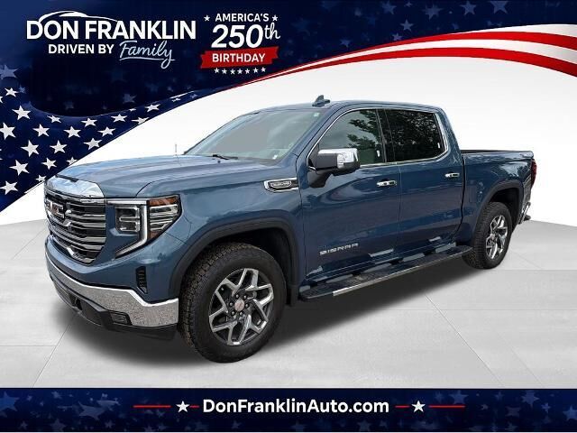 2024 GMC Sierra 1500 SLT