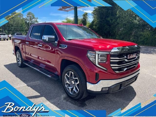 2026 GMC Sierra 1500 SLT — photo 1 of 7