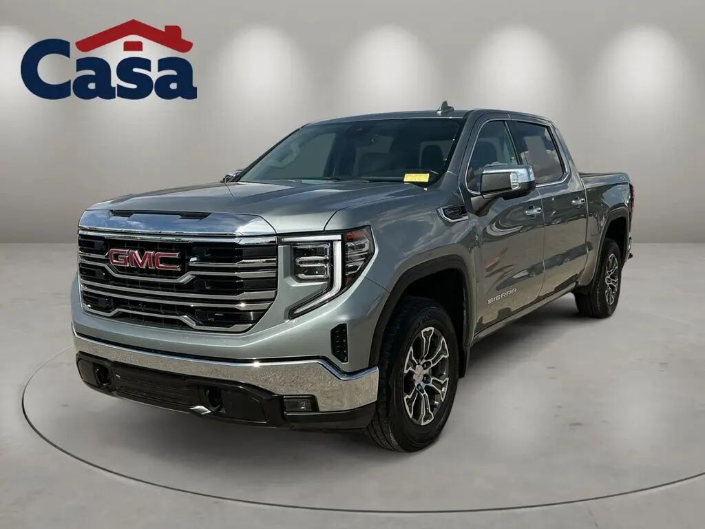 2025 GMC Sierra 1500 SLT — photo 1 of 4