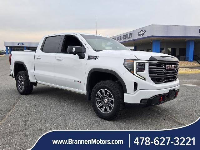 2025 GMC Sierra 1500 AT4