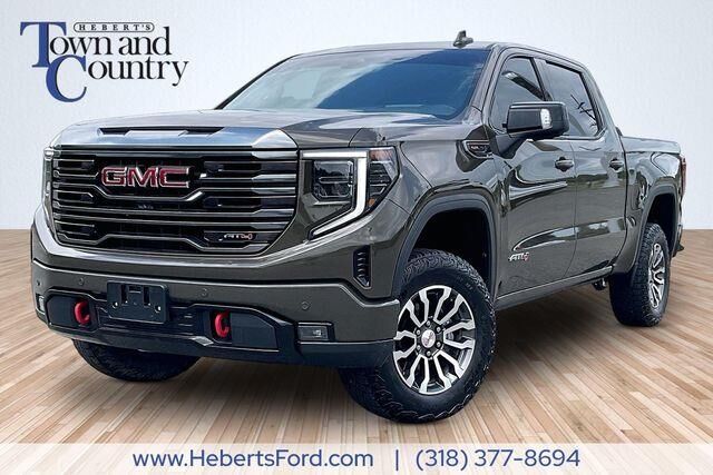 2023 GMC Sierra 1500 AT4