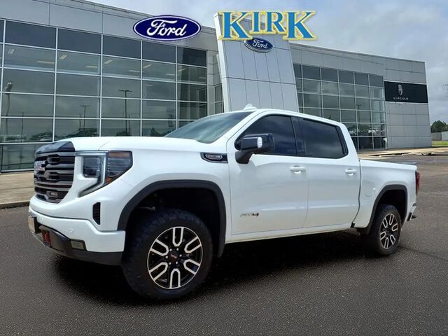 2025 GMC Sierra 1500 AT4