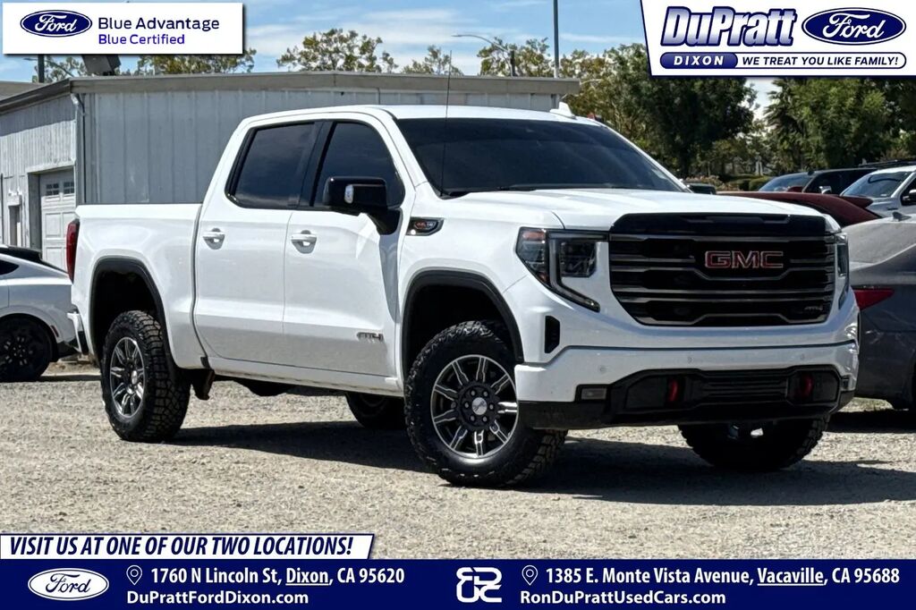 2025 GMC Sierra 1500 AT4 — photo 1 of 11