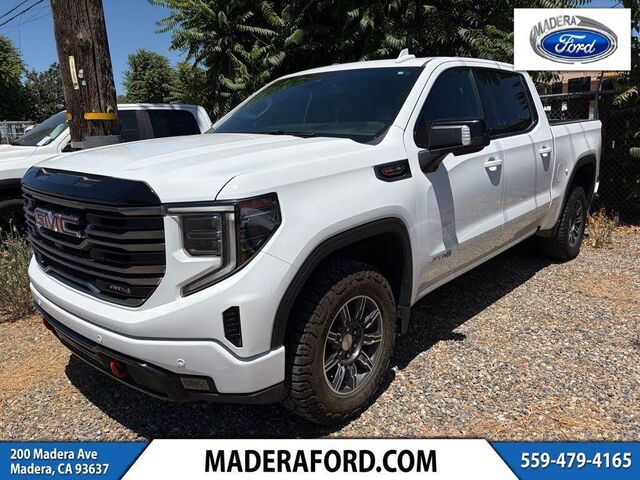 2025 GMC Sierra 1500 AT4