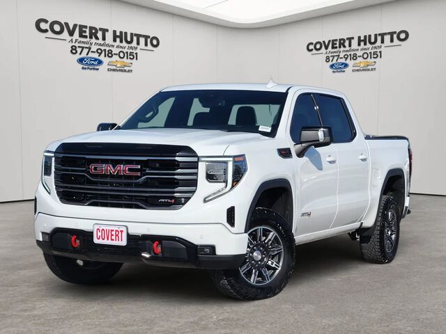 2025 GMC Sierra 1500 AT4