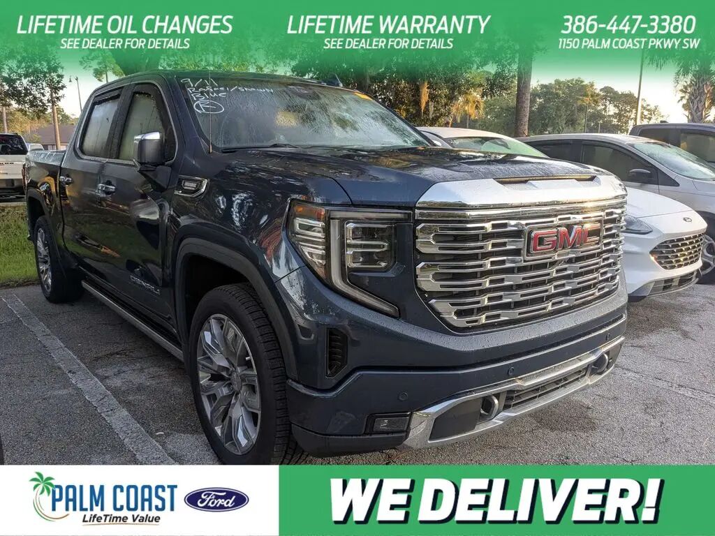 2023 GMC Sierra 1500 Denali — photo 1 of 3