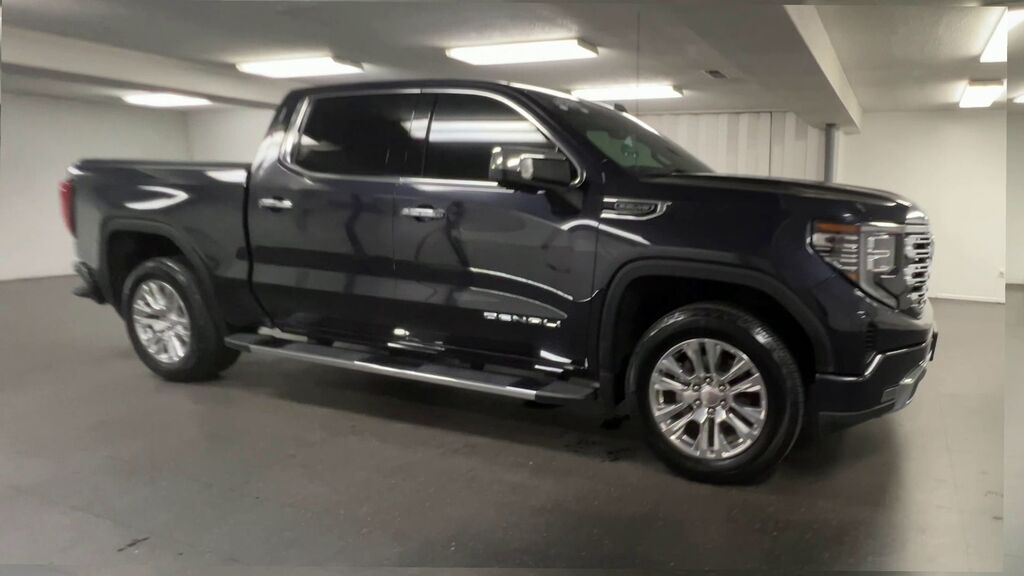 2023 GMC Sierra 1500 Denali — photo 1 of 7