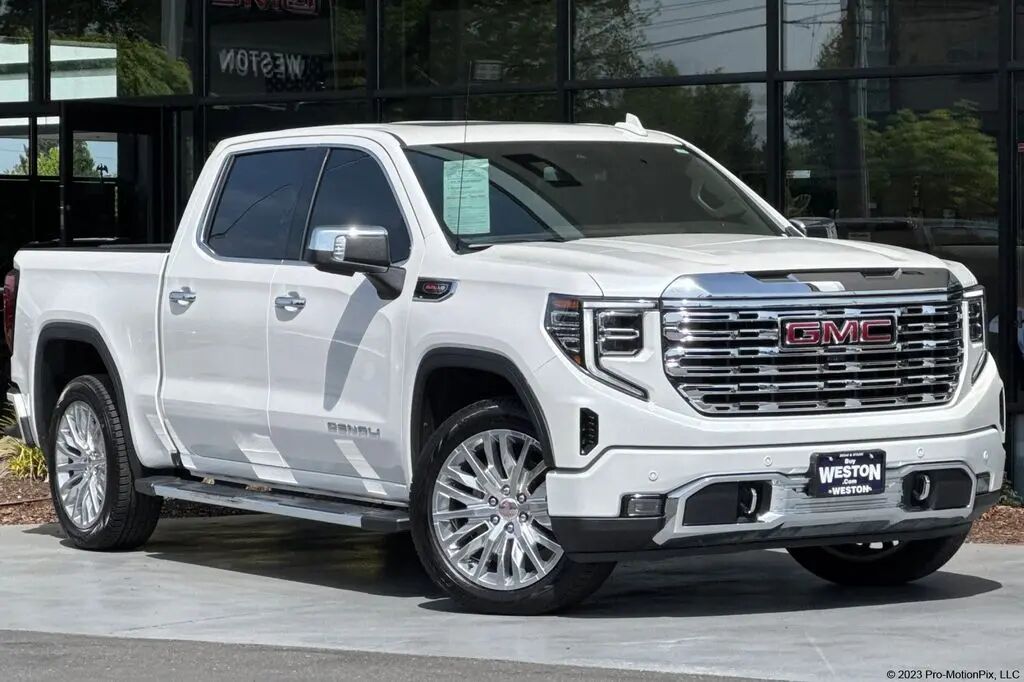 2025 GMC Sierra 1500 Denali — photo 1 of 13