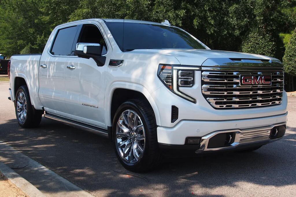 2024 GMC Sierra 1500 Denali — photo 1 of 13