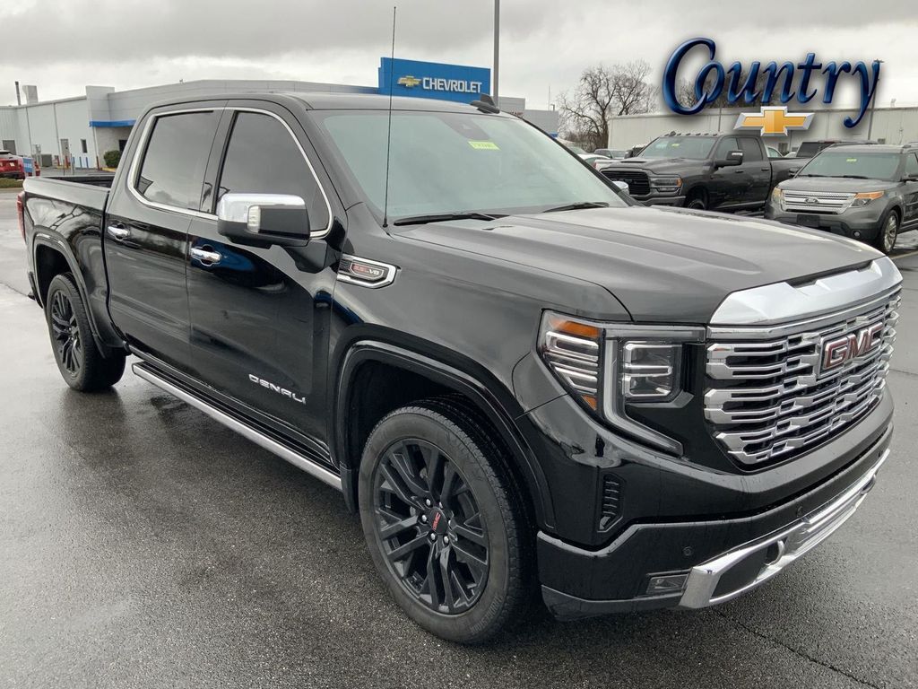2024 GMC Sierra 1500 Denali — photo 1 of 13