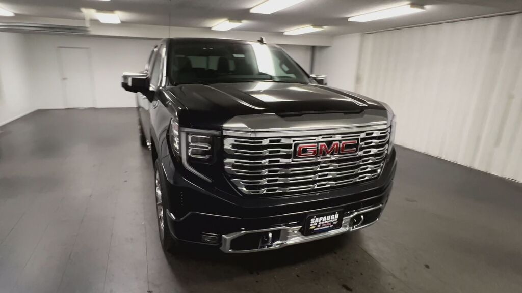 2026 GMC Sierra 1500 Denali — photo 1 of 7