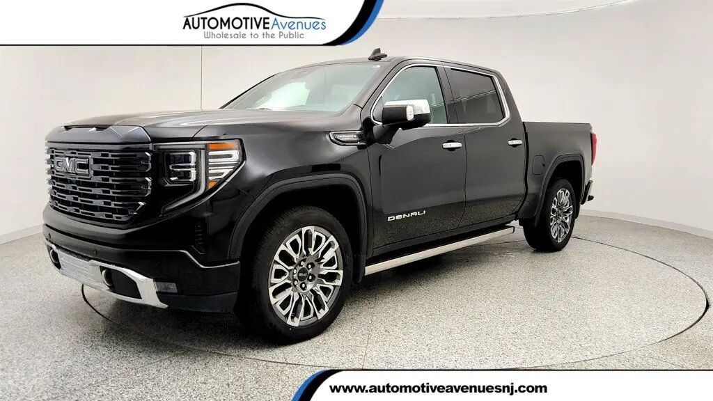 2023 GMC Sierra 1500 Denali Ultimate — photo 1 of 13