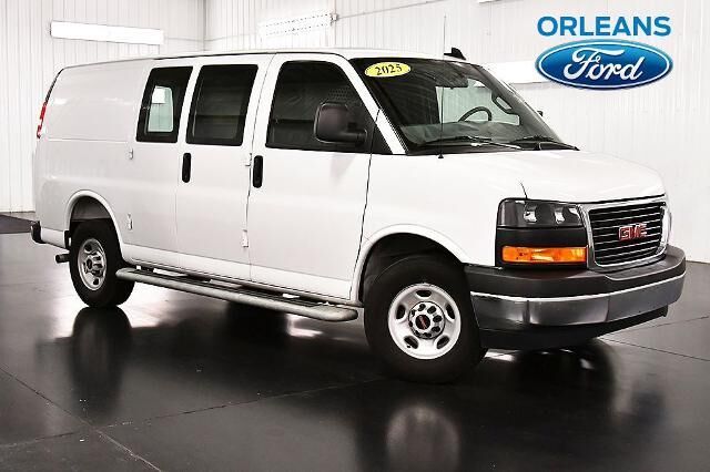 2025 GMC Savana 2500
