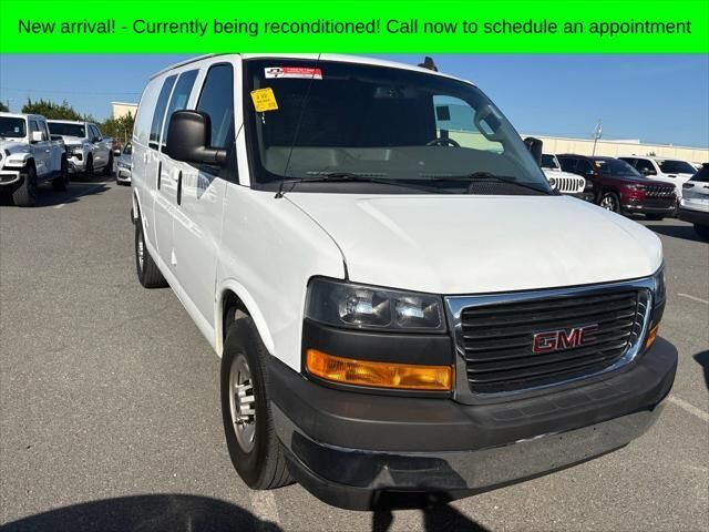 2022 GMC Savana 2500