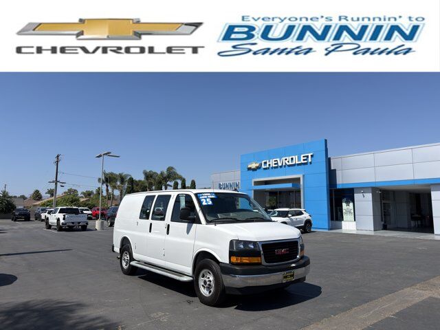 2025 GMC Savana Cargo Van 2500 RWD 135&amp;quot;