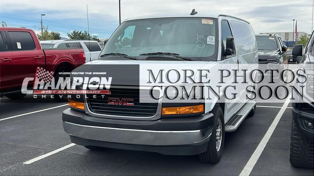 2024 GMC Savana 2500 — photo 1 of 3