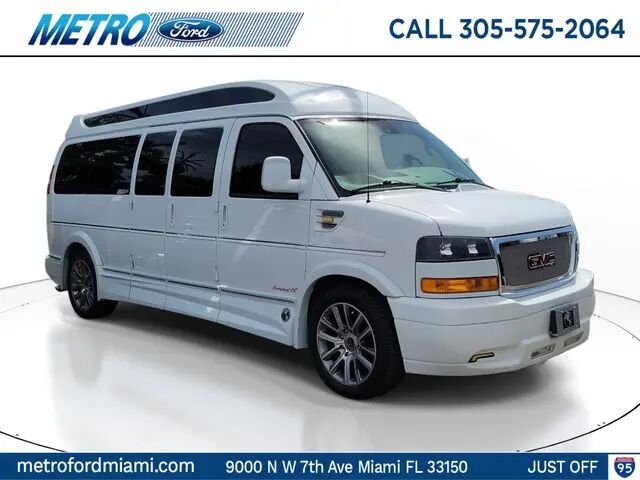 2020 GMC Savana 2500 — photo 1 of 5