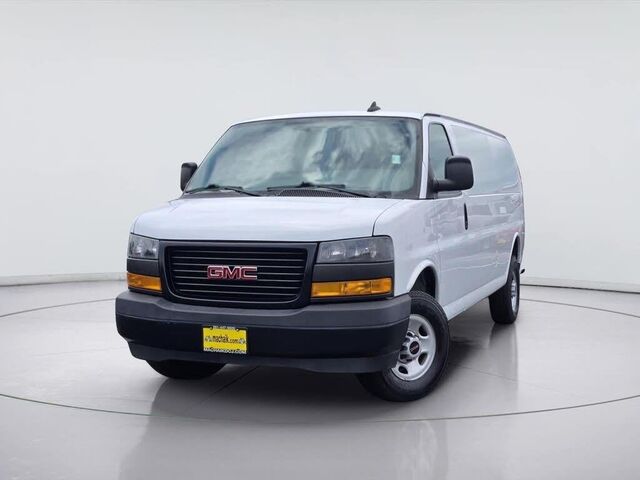 2023 GMC Savana 2500