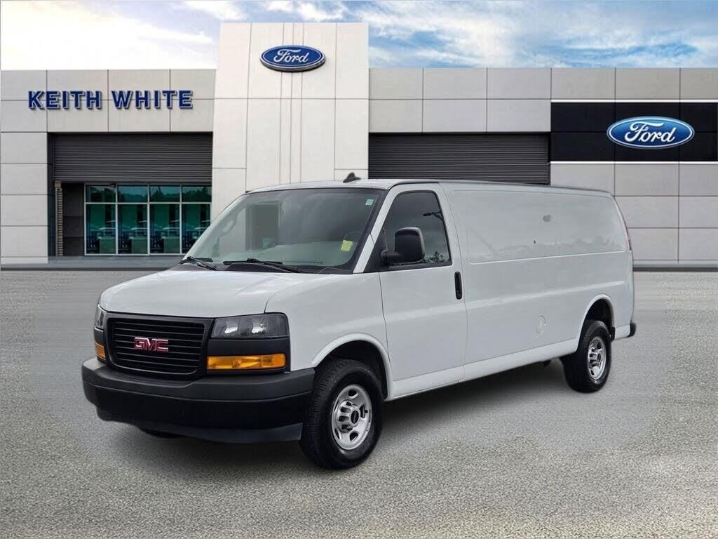 2023 GMC Savana 2500